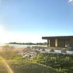 Exclusive House - Your Private Oasis