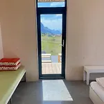 Exclusive House - Your Private Oasis