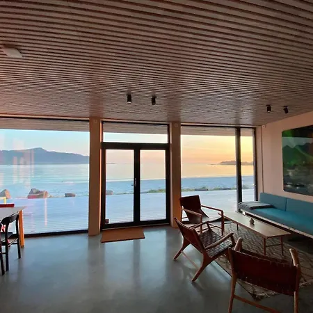 Exclusive House - Your Private Oasis *